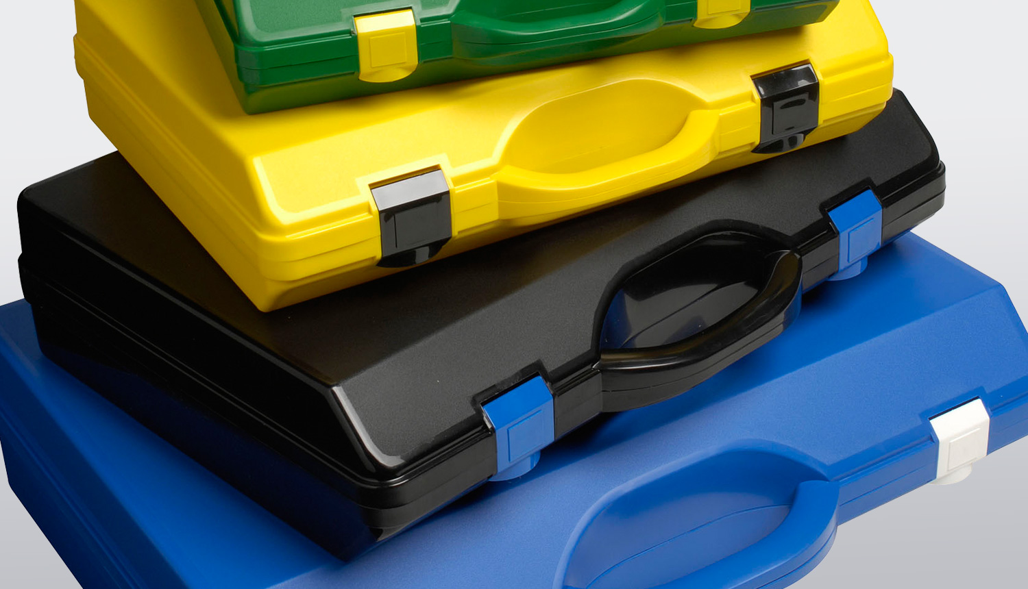 Kunststoffkoffer/Schaumstoff Kombiverpackungen 